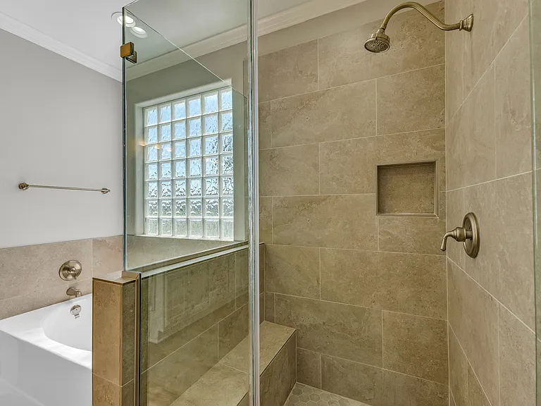 25043 Sausalito Dr — Photo 46