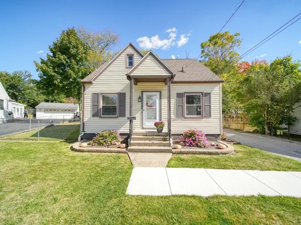 640 Helme Ave, Adrian, MI 49221