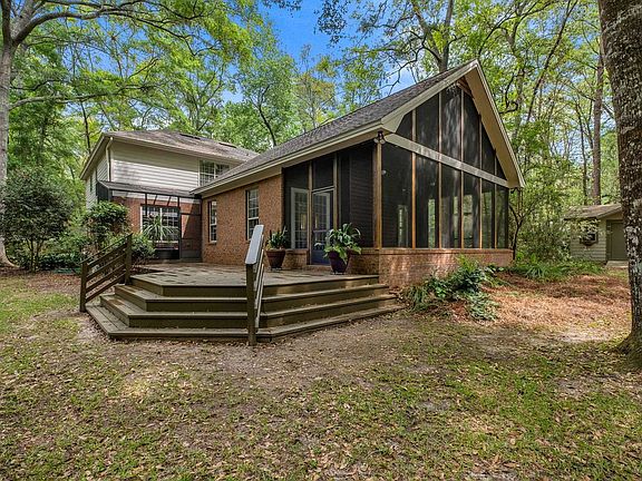 4th image of 2313 Haverhill Rd