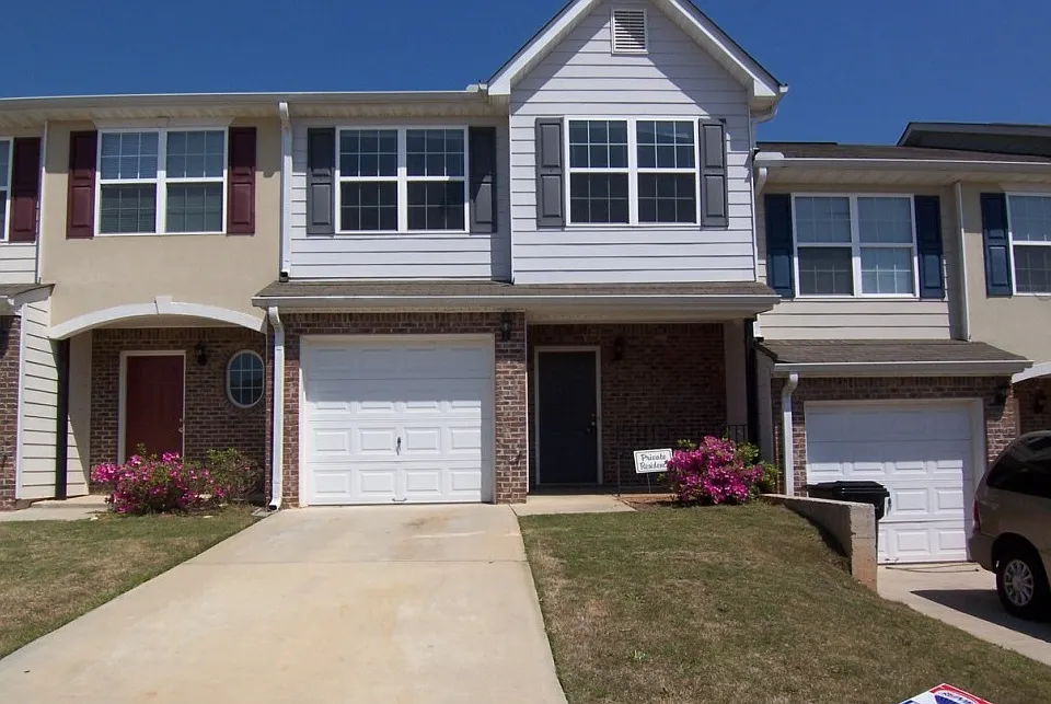 672 Georgetown Ct