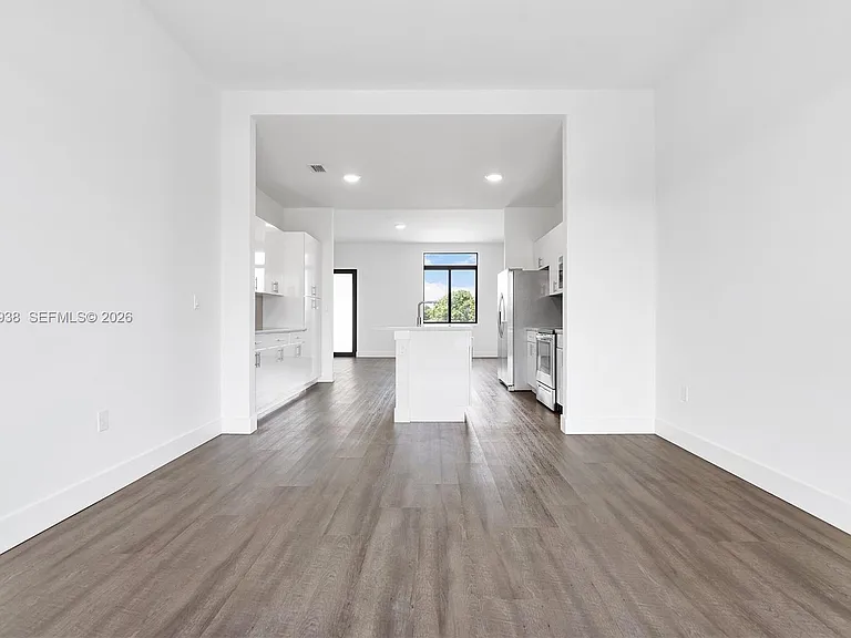 440 E 16th St #436 — Photo 16