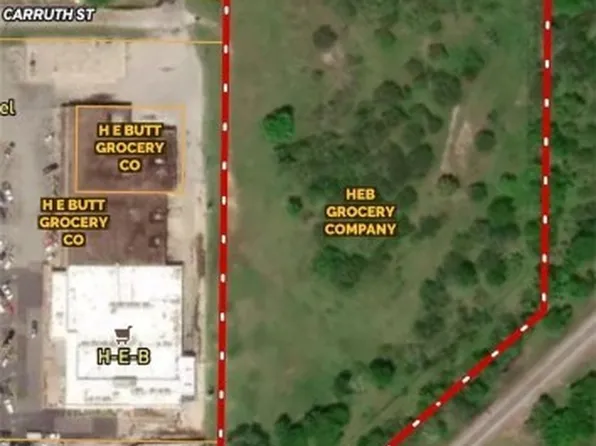 200 W Gonzales St, Yoakum, TX 77995