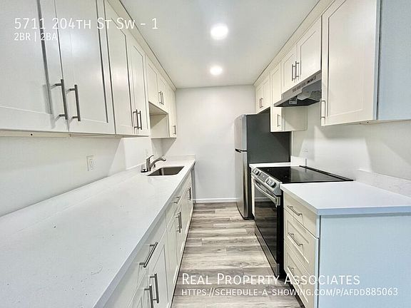 5th image of 5711 204th St SW APT 1