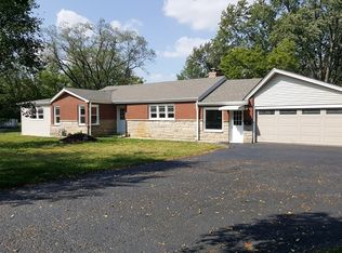 19W044 Oak St, Addison, IL 60101