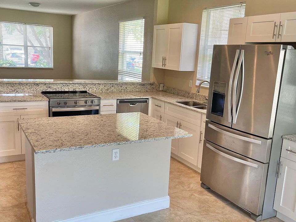 1st image of 9255 Scarlette Oak Ave