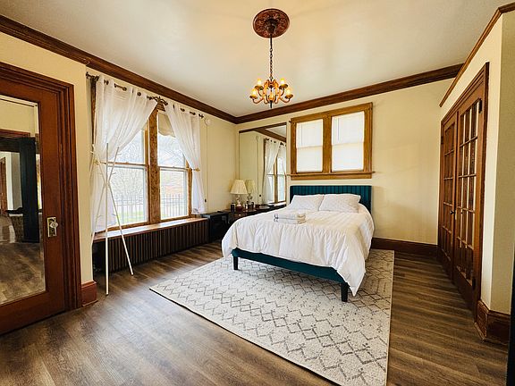 2nd image of 502 NE Monroe St #5