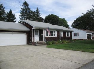 1724 Locust St, Fall River, MA 02723