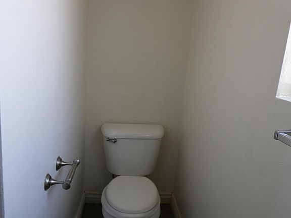 5th image of 24 Roswell Ave APT B