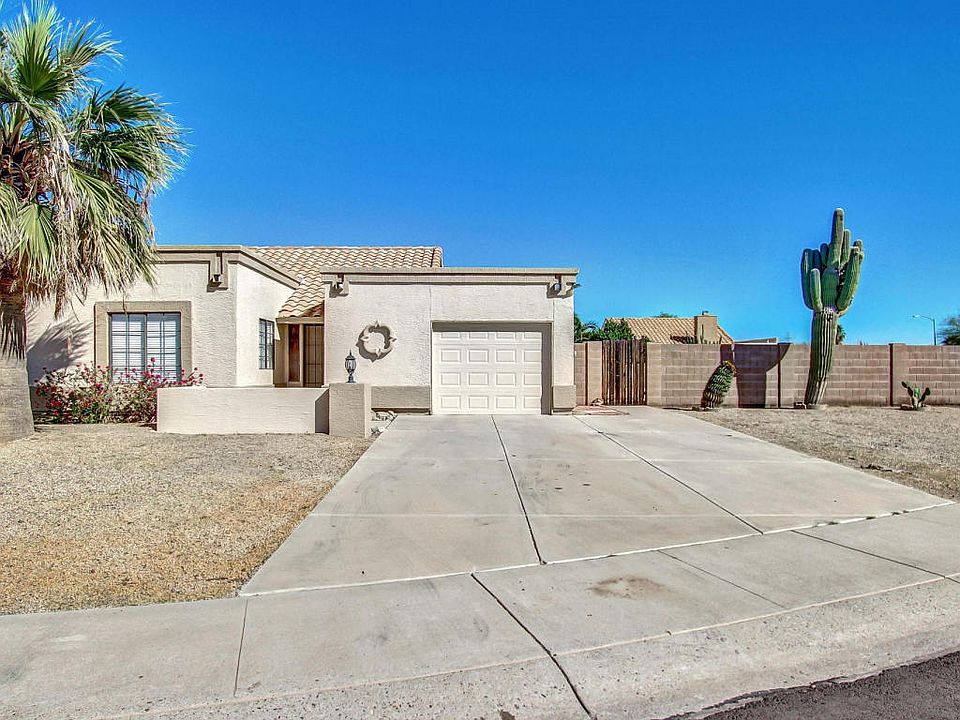 1st image of 8861 N 114th Ln