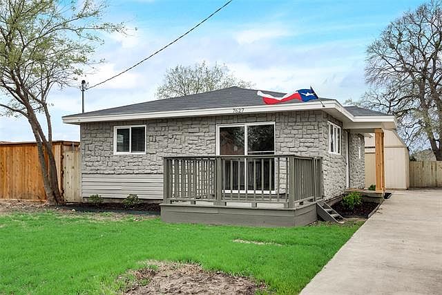 1st image of 7627 Lakeview Dr