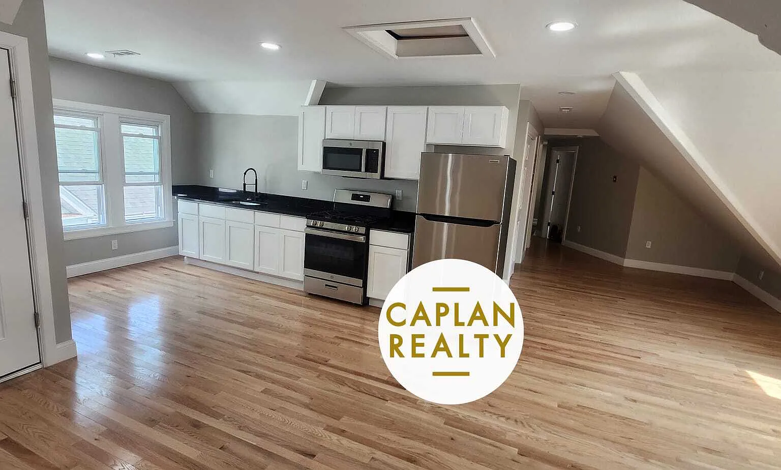 3 bed, $1,750 — Photo 2
