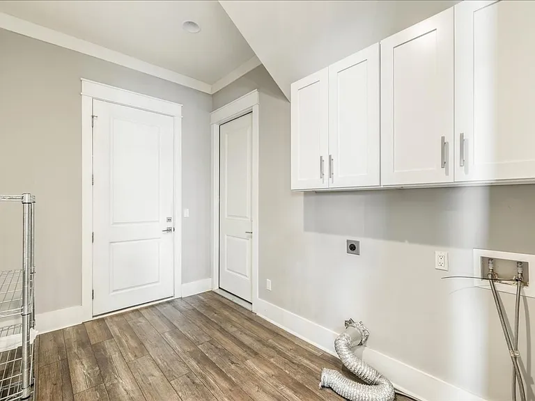 4072 Biltmore Ave — Photo 27