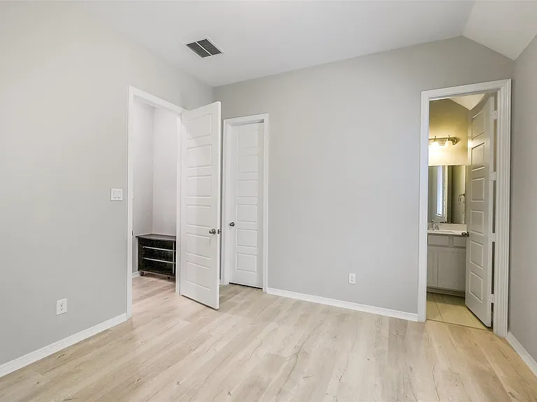 18314 Southwood Creek Dr — Photo 22