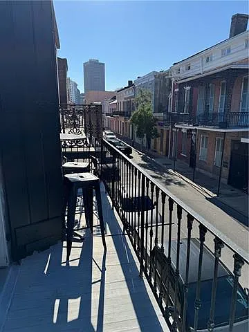 430 Burgundy St — Photo 14