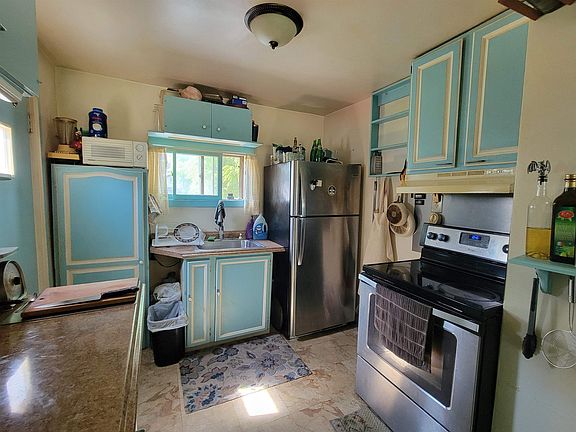 4th image of 1452 Norton St