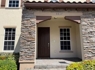 9437 SW 171st Ave, Miami, FL 33196