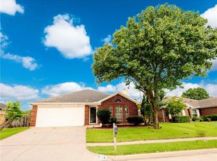 6714 Valley Branch Dr, Arlington, TX 76001