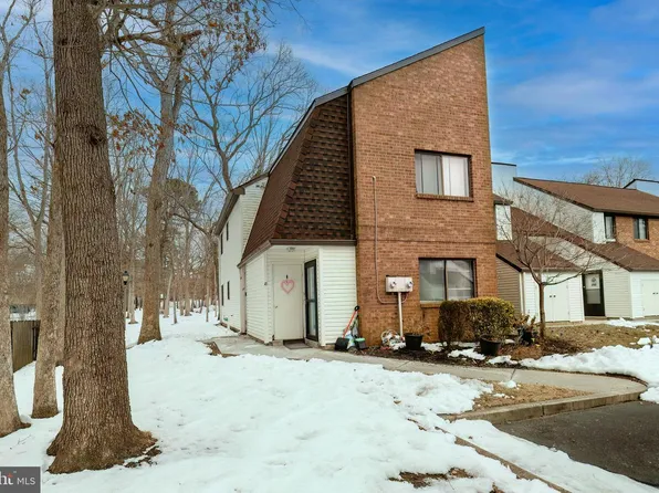 17 Country Birch Ln, Egg Harbor Township, NJ 08234