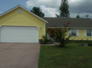 1510 Trenton Cir, Wagoner, OK 74467