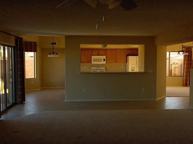831 S Willis Ave — Photo 10