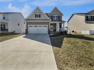 8431 Graystone Dr, Pickerington, OH 43147