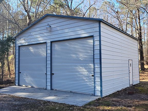 2nd image of 166 Reynolds Cir
