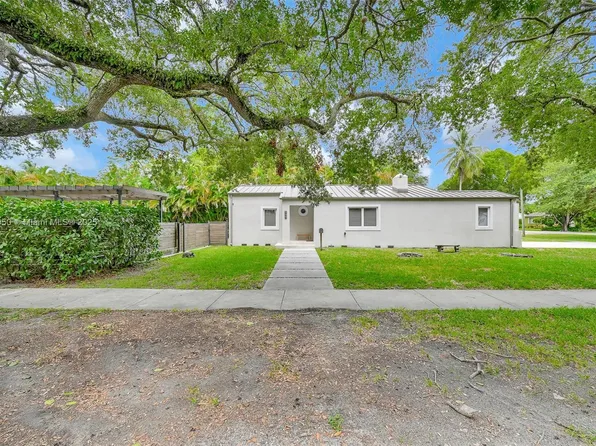 295 De Leon Dr, Miami Springs, FL 33166