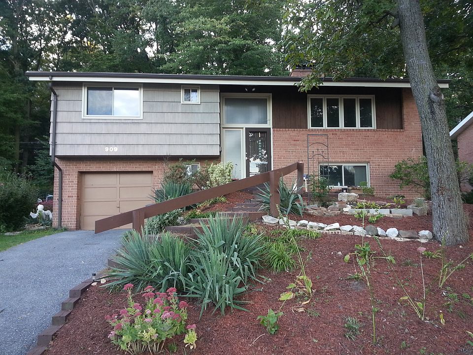 Front Yard