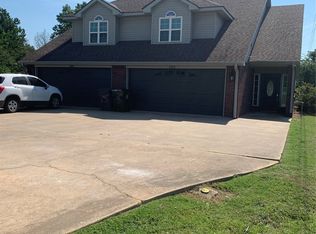 1202 N Wheeler Ave, Sallisaw, OK 74955