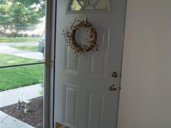 GREET GUESTS