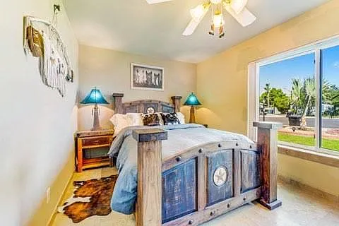 1265 W Ellis St — Photo 24