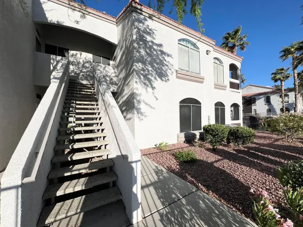 700 Carnegie St APT 222, Henderson, NV 89052