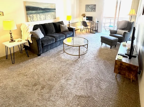 2500 S York St APT 303, Denver, CO 80210