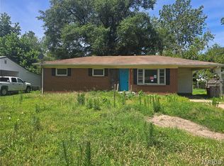 905 S Prairie St, Sikeston, MO 63801