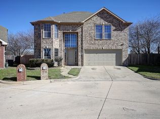 6801 Shore Breeze Ct, Arlington, TX 76016