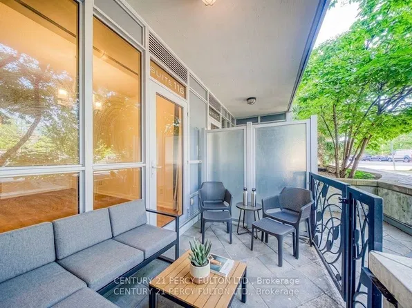 181 Village Green Sq #116, Toronto, ON M1S 0K6