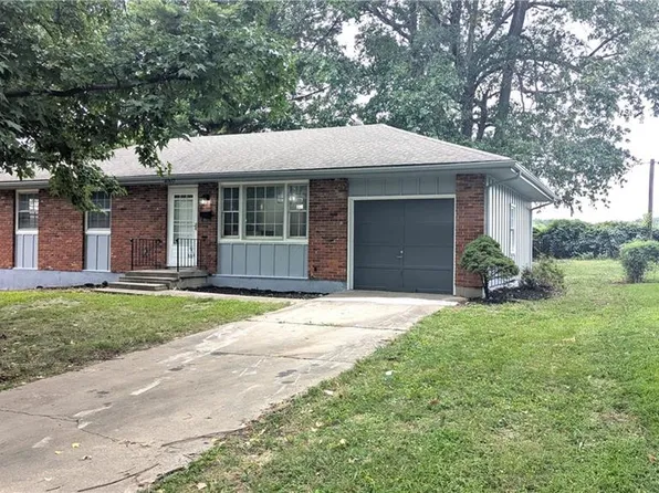 4002 S Hocker Ave, Independence, MO 64055