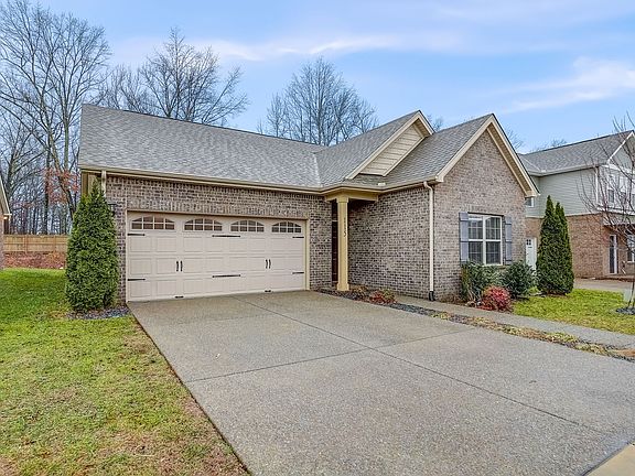 3rd image of 115 Auxley Ct