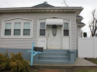 612 Main St, East Haven, CT 06512