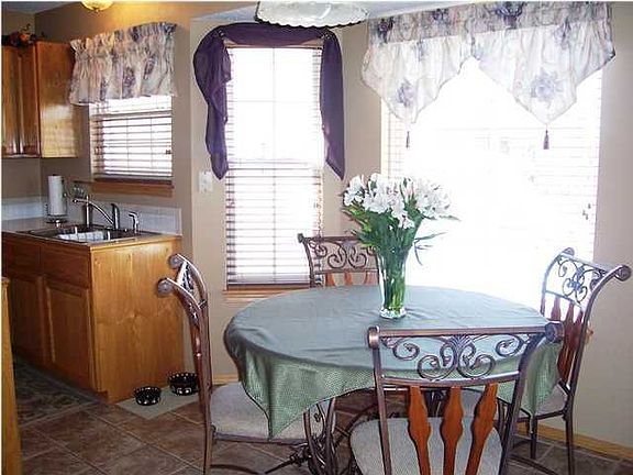 5th image of 9033 W Meadow Knoll Ct