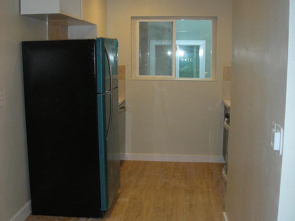 2nd image of 3054 David Ave APT 2