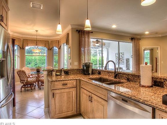 4th image of 8646 Manderston Ct