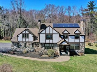 542 Greenville Rd, Ashby, MA 01431