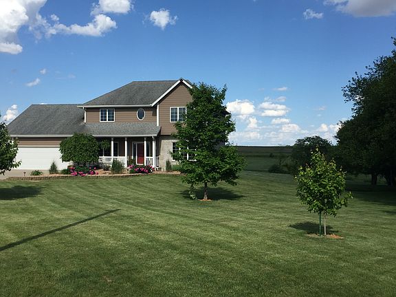 3rd image of 5673 NE 88th St