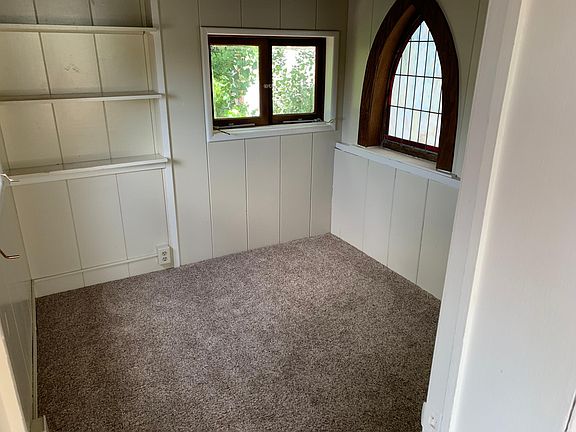 Office or storage off of living room