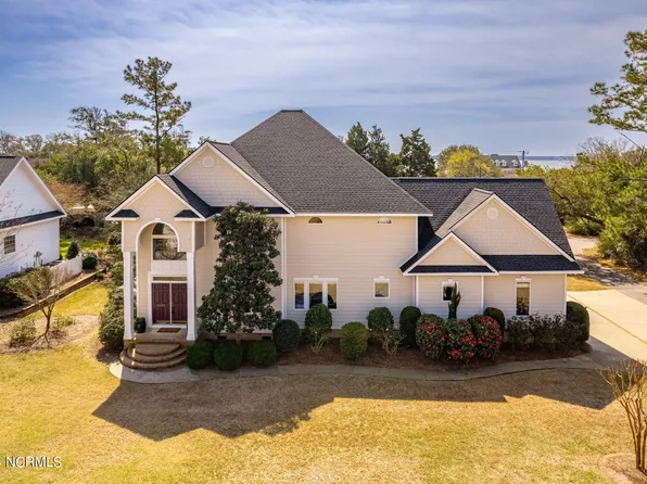 5205 Driftwood Lane, Morehead City, NC 28557