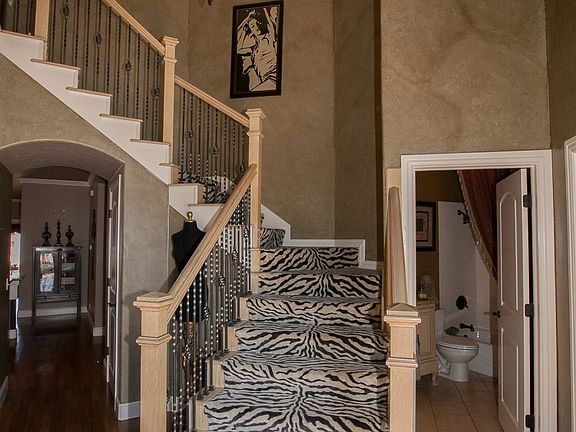 Staircase at Entry w/New Carpet