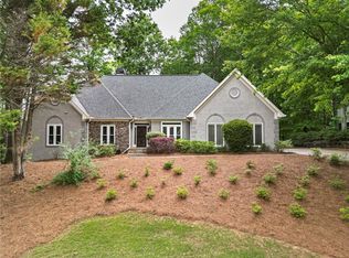 12325 Asbury Park Dr, Roswell, GA 30075