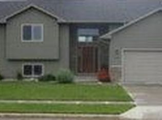 3912 W 89th St, Sioux Falls, SD 57108