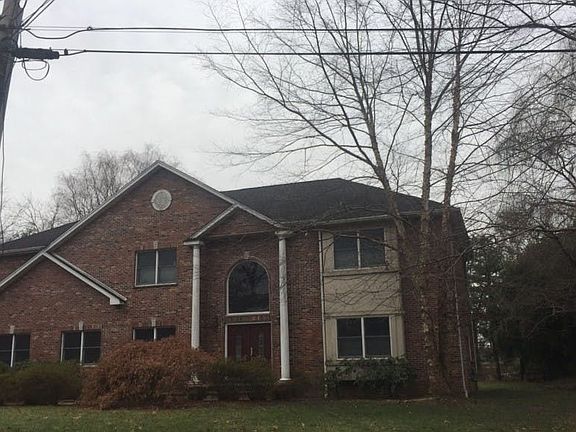 3rd image of 91 President Rd